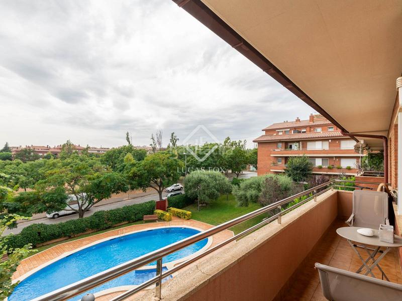 Foto 1d9b26e9-310c-44b0-9321-e9e7593b6599. Piso  en excelentes condiciones de 3 dormitorios en venta en sant cugat, barcelona en Sant Cugat del Vallès