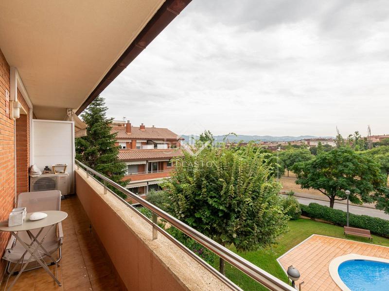 Foto 2b90e749-255f-4d34-9243-f7089adbcc32. Piso  en excelentes condiciones de 3 dormitorios en venta en sant cugat, barcelona en Sant Cugat del Vallès