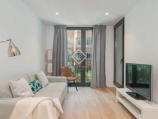 Location Appartement à Sagrada Família. Piso de dos habitaciones en excelentes condiciones en alquiler e
