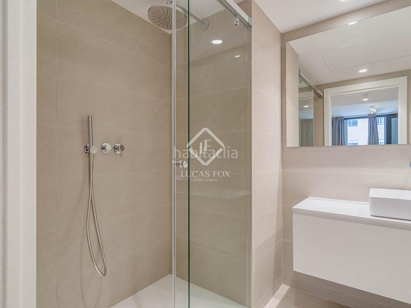 Foto f9129b45-c318-4b4a-b37a-196f049c9ba6. Alquiler piso  de dos habitaciones en excelentes condiciones en alquiler en leixample derecho, en Barcelona