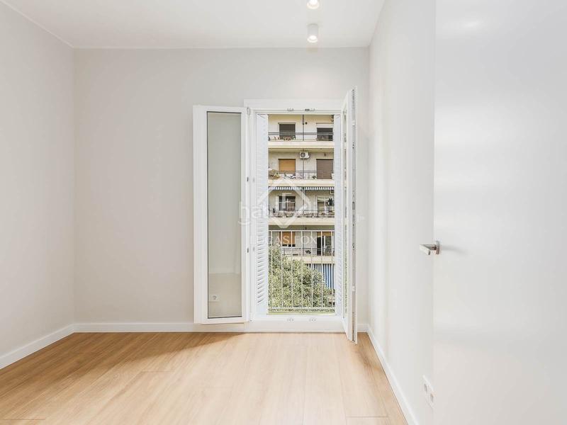 Foto 1a0fab8b-0934-40c6-b93f-848fb94f0c76. Piso  de obra nueva de 3 dormitorios con 6m terraza en venta en eixample derecho en Barcelona