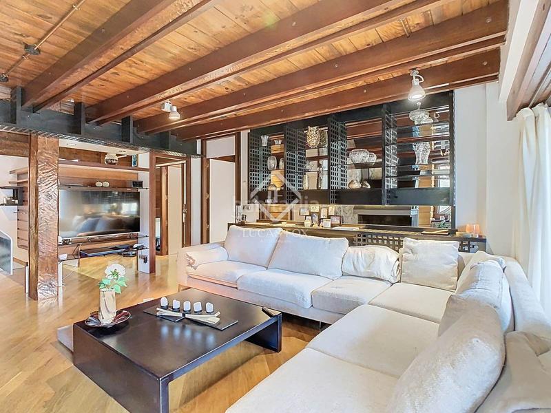 Foto 33fc2925-573f-4de4-b5f2-75f5d8de43e8. Piso  dúplex de estilo rústico, reformado integralmente, con 4 dormitorios en venta en ordino, andorra en Madrid