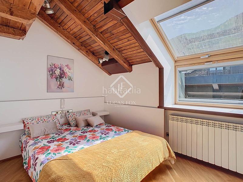 Foto a36b4b56-cc3e-4f98-9cee-4194158fe0e6. Piso  dúplex de estilo rústico, reformado integralmente, con 4 dormitorios en venta en ordino, andorra en Madrid
