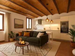 Chalet in Centre. Antigua casa de pueblo en excelentes condiciones con 2 dormitori