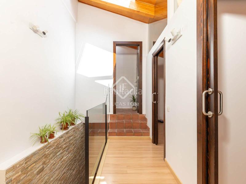 Foto 4f6d2d2e-f14a-445a-99bd-630b600a69da. Chalet antigua casa de pueblo en excelentes condiciones con 2 dormitorios en venta centro, barcelona en Sant Just Desvern