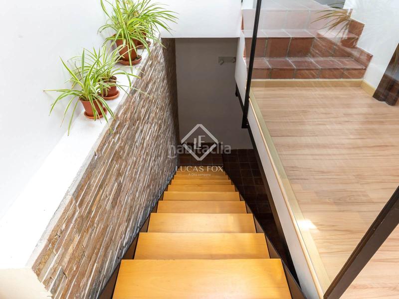 Foto 50730f6f-a565-4b00-8389-ffdd123856ae. Chalet antigua casa de pueblo en excelentes condiciones con 2 dormitorios en venta centro, barcelona en Sant Just Desvern