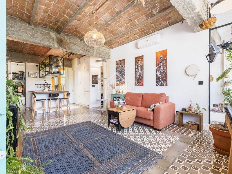 Foto 91f6740a-2066-4a60-97d1-c8a0acecfe86. Piso exclusiva vivienda con elementos originales en venta en el eixample derecho . en Barcelona