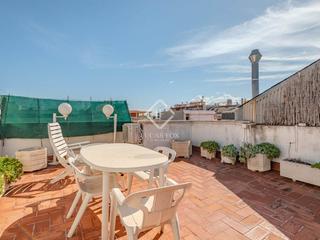 Dachwohnung in Barri de les Corts. Ático de 4 dormitorios con 83m terraza en venta en les corts, ba