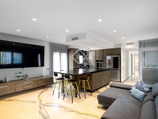Location Chalet à Vallromanes. Villa en excelentes condiciones de 4 dormitorios en alquiler en