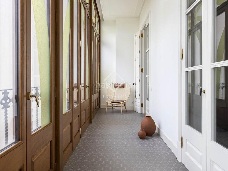 Foto 9eba2da7-d1a3-48b2-8dff-e7a82b8b7cf4. Rent flat with heating pool in Dreta de l´Eixample Barcelona