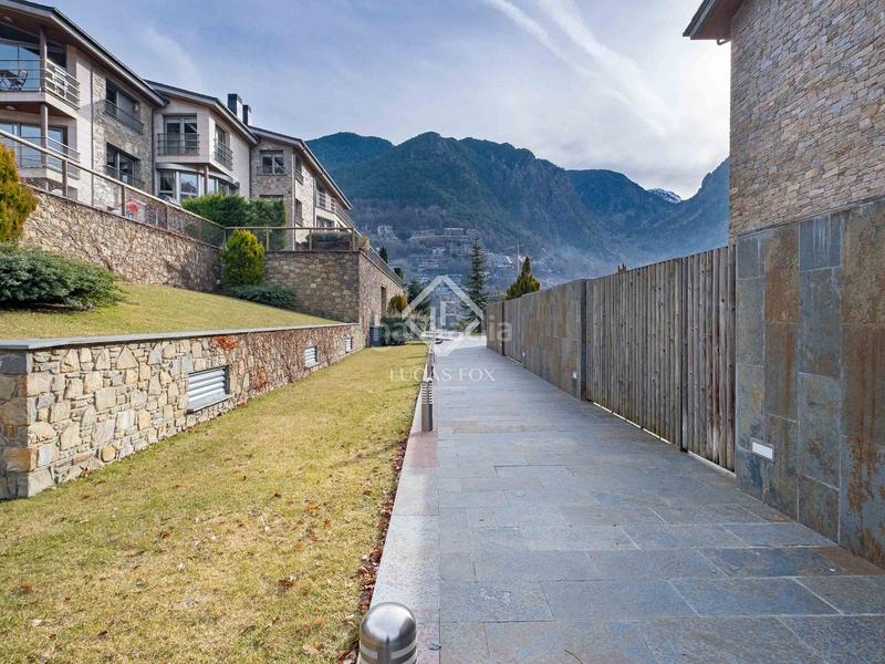 Foto 19088e62-efda-44cf-b13e-aa96c0e20c6e. Affitto attico con riscaldamento parcheggio in Els Vilars d´Engordany Escaldes-Engordany