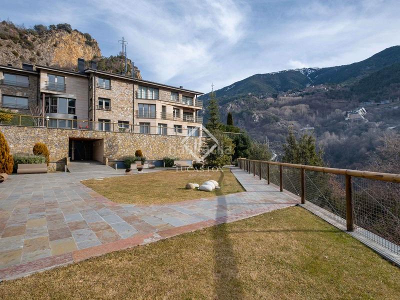 Foto 752bf439-9da1-4ddd-a1a2-0df72ad473aa. Affitto attico con riscaldamento parcheggio in Els Vilars d´Engordany Escaldes-Engordany