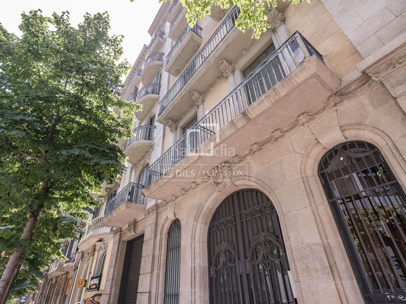 Foto 14d684f8-483c-4367-94f2-30a43509d07e. Àtic amb calefacció aparcament a L´Antiga Esquerra de l´Eixample Barcelona