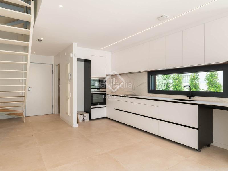 Foto 7d713c6e-b921-49be-9f09-ddaedd364e3a. Chalet avec parking piscine dans Lluminetes Castelldefels