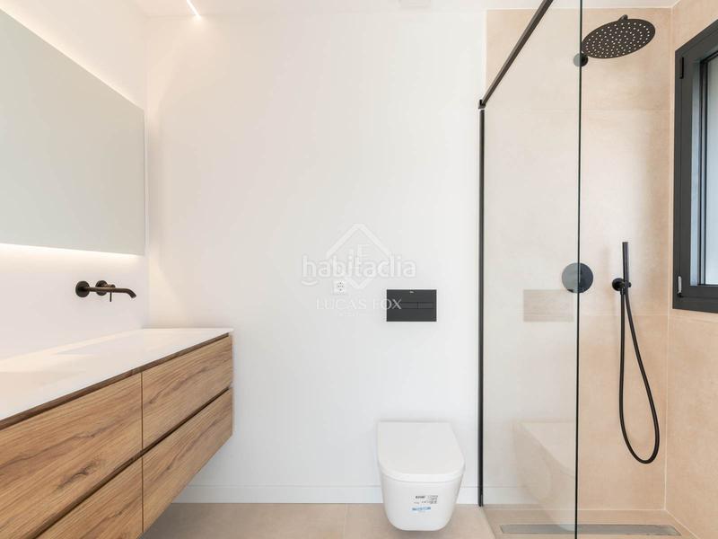 Foto 91502c18-5125-4ab6-a742-5336217b1dce. Chalet avec parking piscine dans Lluminetes Castelldefels