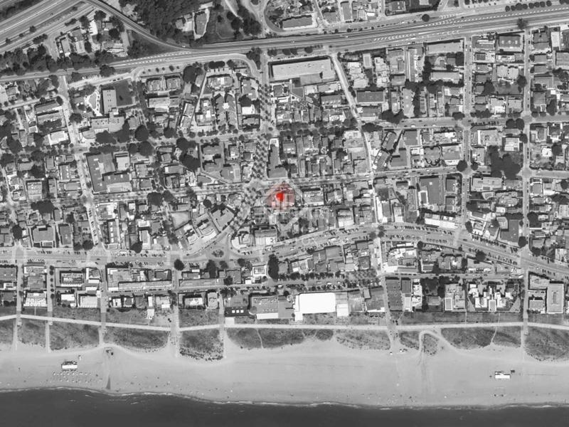 Foto abd48d63-4b7d-4547-b78e-ee04534650a5. Chalet avec parking piscine dans Lluminetes Castelldefels