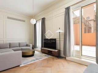 Location Appartement à Raval. Piso en alquiler, totalmente reformado, con 3 dormitorios de 38m