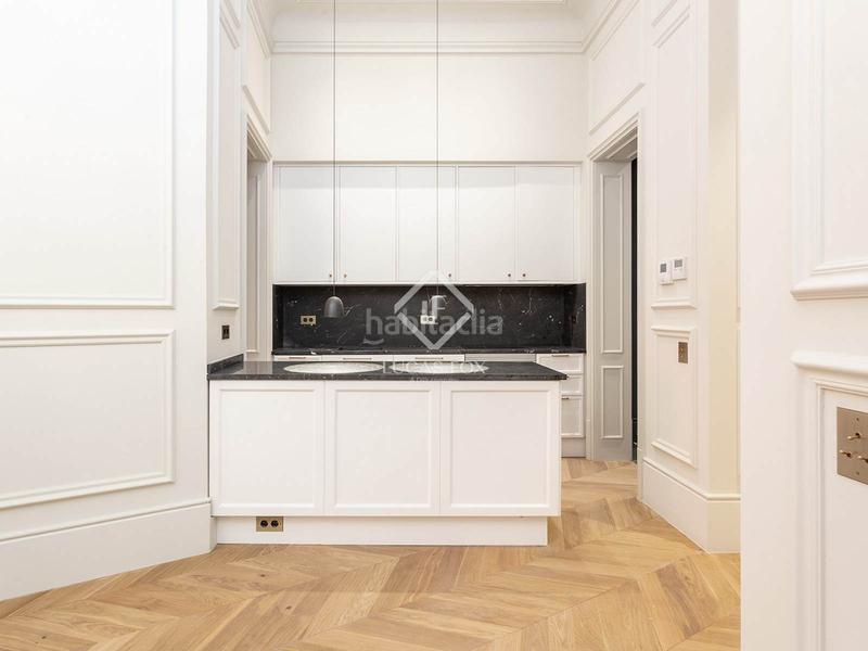 Foto 7eeb92ec-ea07-444e-9134-9971d382380f. Location appartement avec chauffage dans Raval Barcelona