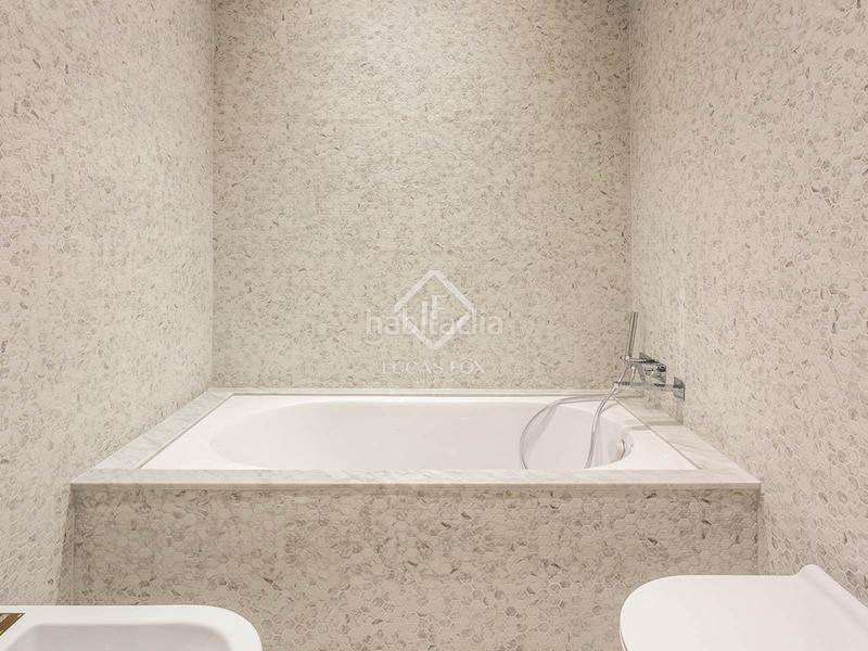 Foto b990e635-e6d8-4a87-9f38-b8d20ab0b503. Location appartement avec chauffage dans Raval Barcelona