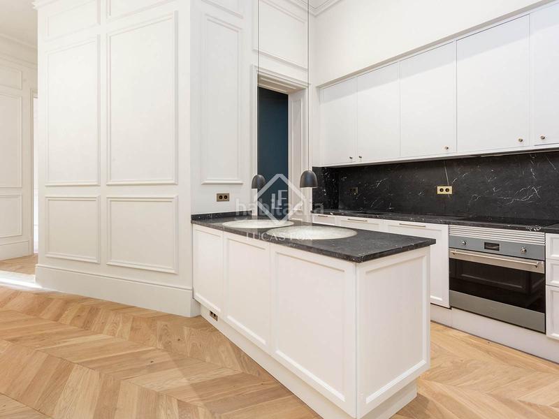 Foto 9d67ba98-e25b-4ea9-9c1d-0519fcd82490. Rent flat with heating in Raval Barcelona