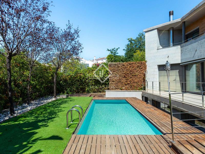 Foto 56d7291f-a5cc-431d-8201-313407191fab. Chalet con riscaldamento parcheggio piscina in Alella