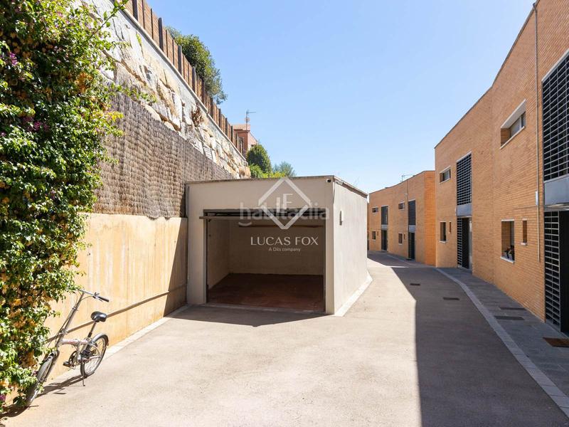 Foto 5b45efd9-33e8-40d7-9979-0ce87e9b116a. Chalet con riscaldamento parcheggio piscina in Alella