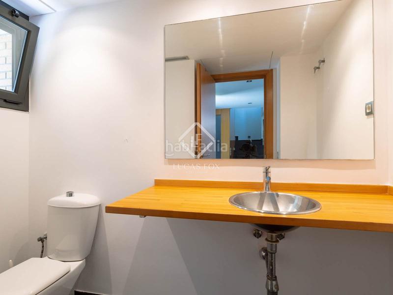 Foto 6e21ab69-3899-4a40-a61c-ba2bbf7762af. Chalet con riscaldamento parcheggio piscina in Alella