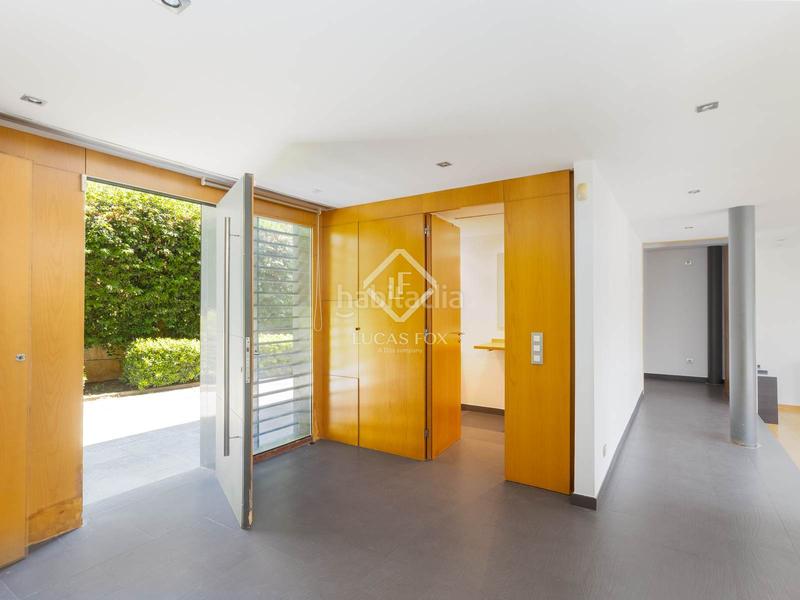 Foto 834f8ee2-af6c-4263-b6f2-8334bc31ef65. Chalet con riscaldamento parcheggio piscina in Alella