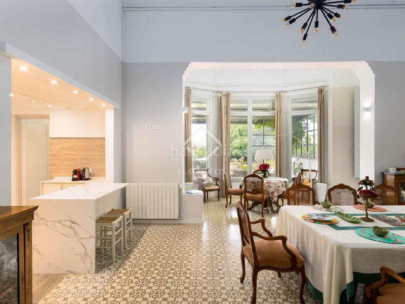 Foto 1a4a7fea-31d4-416e-b67d-05ee38aaa6aa. Chalet con parcheggio piscina in Nucli Urbà Argentona