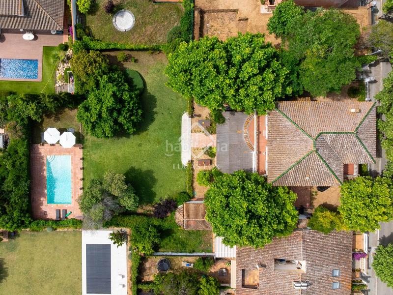 Foto b6b90eab-b329-49ad-bc73-b0201d9a9d40. Chalet con parcheggio piscina in Nucli Urbà Argentona