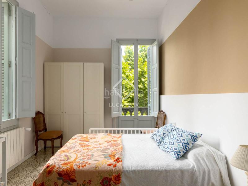 Foto bdcfc549-44ff-4bbb-8a69-604396118abf. Chalet con parcheggio piscina in Nucli Urbà Argentona