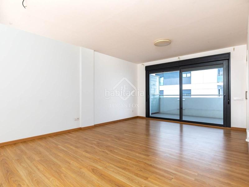 Foto c1ef470f-d0c6-4c76-9b45-c0000ea72417. Flat with heating parking pool in Mas Lluí Sant Feliu de Llobregat