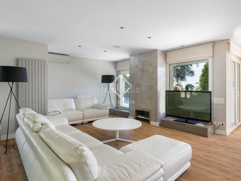 Foto 1d0c0467-98c0-4b01-896f-f9a2b391800d. Xalet amb calefacció aparcament piscina a Alella