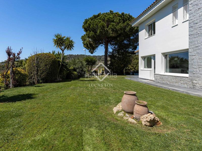 Foto 5c1e65b7-e607-4a1e-ad99-45716f62831e. Xalet amb calefacció aparcament piscina a Alella