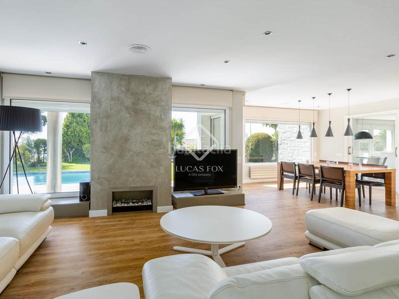 Foto b2d77d6b-26dd-47ed-ab6a-1eb22f5c8224. Xalet amb calefacció aparcament piscina a Alella