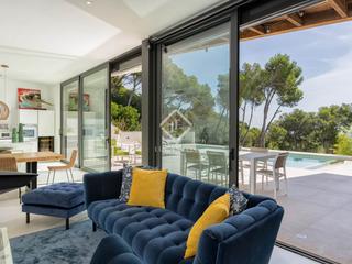 Xalet a Tamariu. Impresionante villa de diseño con 5 dormitorios y vistas al mar