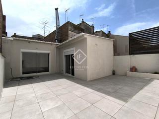 Attique à Centre. Fantástico piso ático reformado de 140m2 con terraza de 45m2 y 3