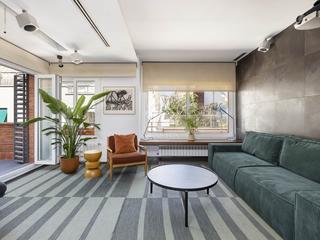 Location Appartement à Putget - Farró. Piso renovado y amueblado con terraza privada a pie de piso en a