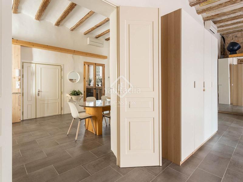 Foto 714d0d2c-4be7-4d05-a6f6-d7e6f949c484. Appartement avec chauffage dans Gòtic Barcelona
