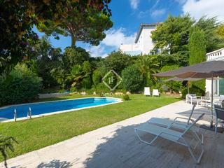 Xalet a Califòrnia-Santa Madrona. Casa villa de 6 dormitorios en venta en el masnou, barcelona