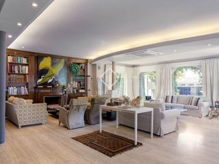 Xalet a Califrnia-Santa Madrona. Casa villa de 6 dormitorios en venta en el masnou, barcelona