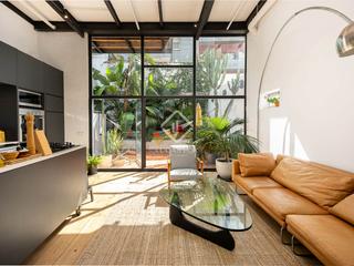 Affitto Loft in Poblenou. Espectacular loft de dos plantas de estilo industrial con dos ha
