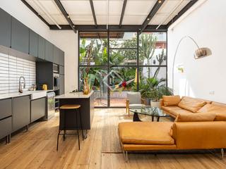 Location Loft à Poblenou. Espectacular loft de dos plantas de estilo industrial con dos ha
