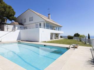 Xalet a Bellamar. Villa de 6 dormitorios en venta en la exclusiva zona residencial