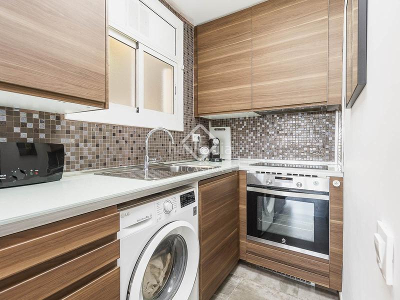 Foto 1bec8f6a-2018-499a-8e26-59f589272dca. Àtic amb calefacció a Raval Barcelona