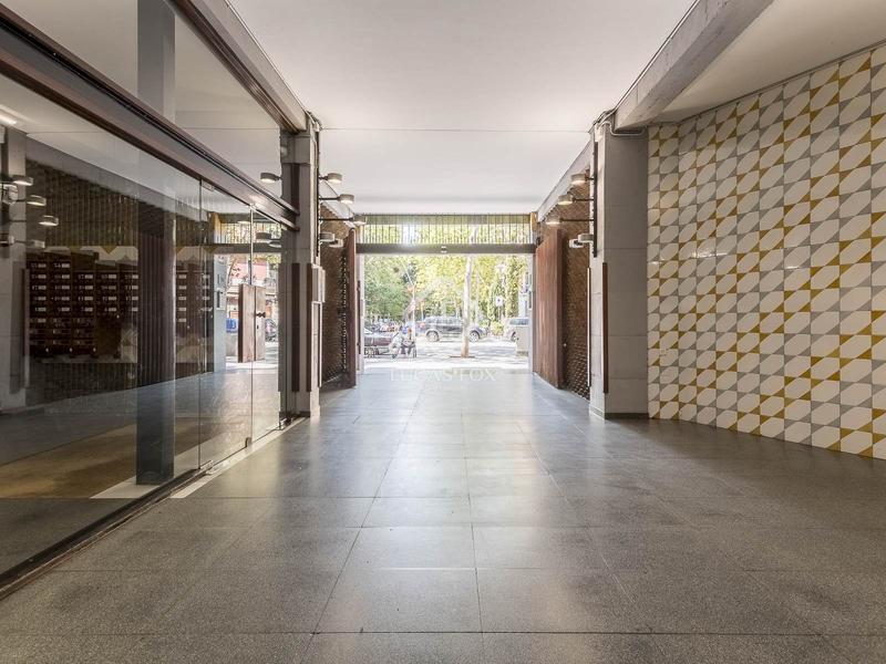 Foto 2bee7438-bd20-4351-bab8-ab87ecfb0958. Àtic amb calefacció a Raval Barcelona