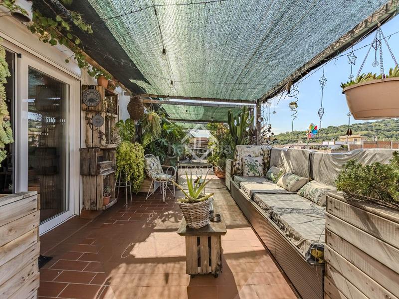 Foto 9feb7a58-b877-4a6a-bf77-37b11cbea84f. Àtic amb calefacció a Raval Barcelona