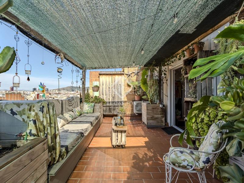 Foto ada3c51c-1c04-493a-a8eb-c26ad4fb7519. Àtic amb calefacció a Raval Barcelona