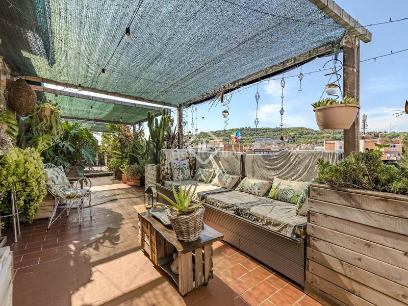 Foto d6ec1b1a-ec02-4ae4-a347-7365750b1bbc. Àtic amb calefacció a Raval Barcelona