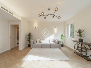 Pis a St. Pere - Sta. Caterina - El Born. Piso en excelentes condiciones con tres dormitorios en venta en